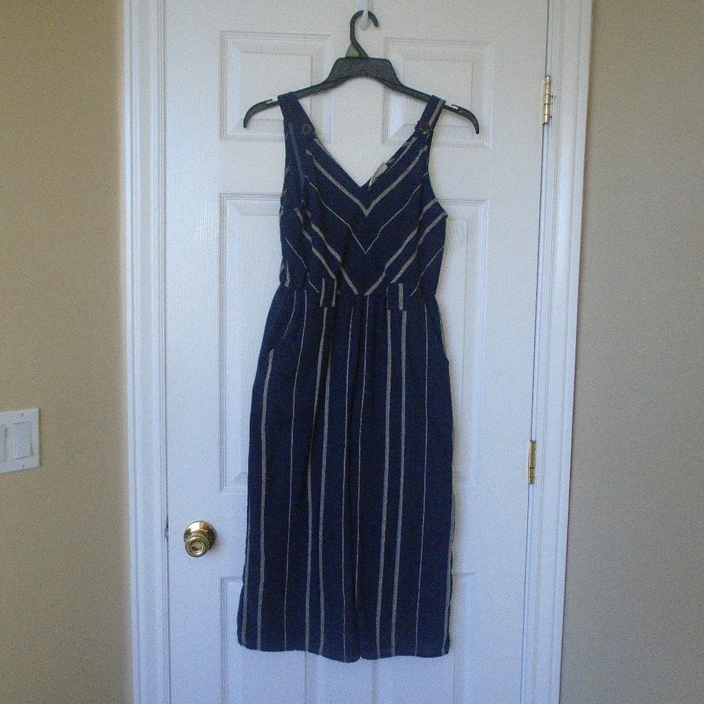 Universal Thread  Striped V-Neck Romper Jumpsuit capris overalls